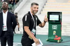 Issame Charai rebondit à la tête d'un club belge après son départ de Glasgow