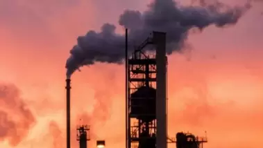 Le pétrole porté par l'accord commercial entre Pék...
