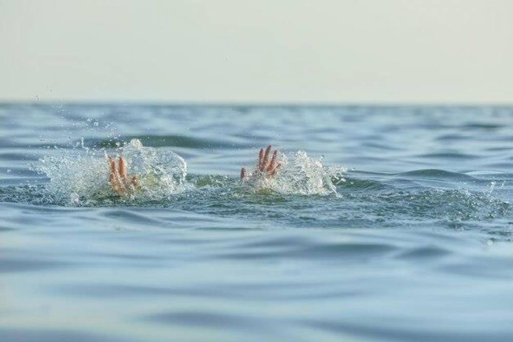 Italie : Un adolescent d’origine marocaine se noie en essayant de sauver un couple en difficulté
