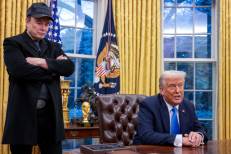 Plongeon des actions de Tesla suite à des divergences entre Trump et Musk
