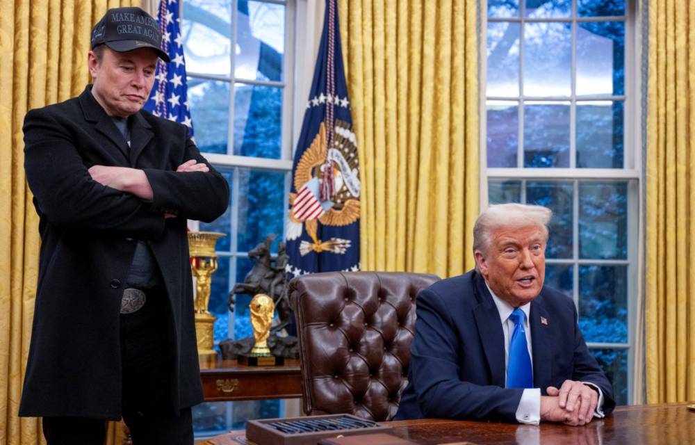 Plongeon des actions de Tesla suite à des divergences entre Trump et Musk