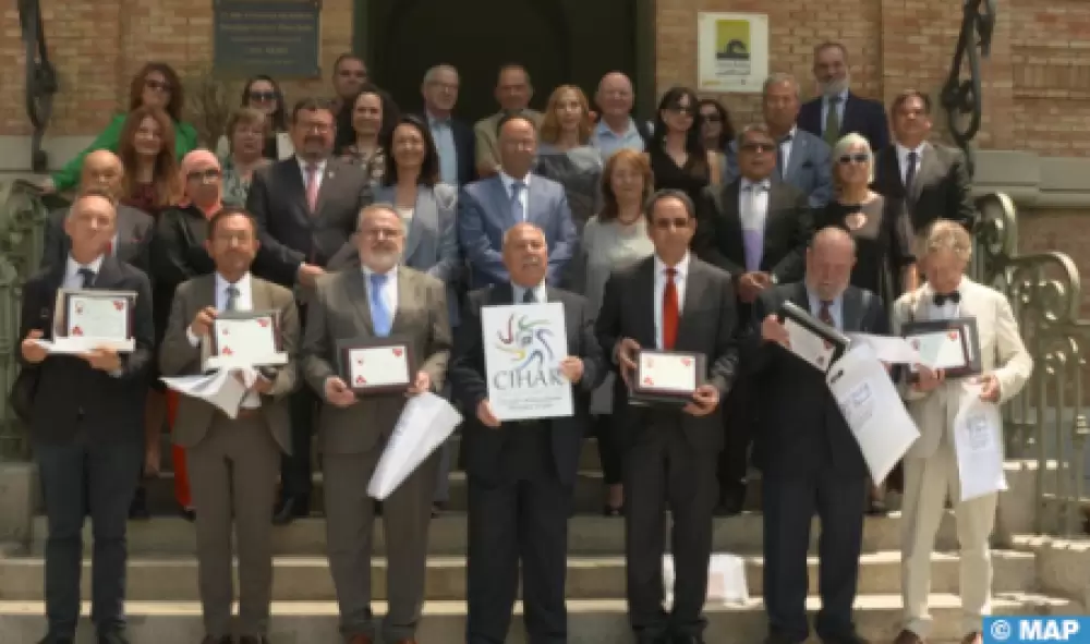Madrid: L'universitaire marocain Mohamed Dahiri honoré par le Cercle interculturel hispano-arabe