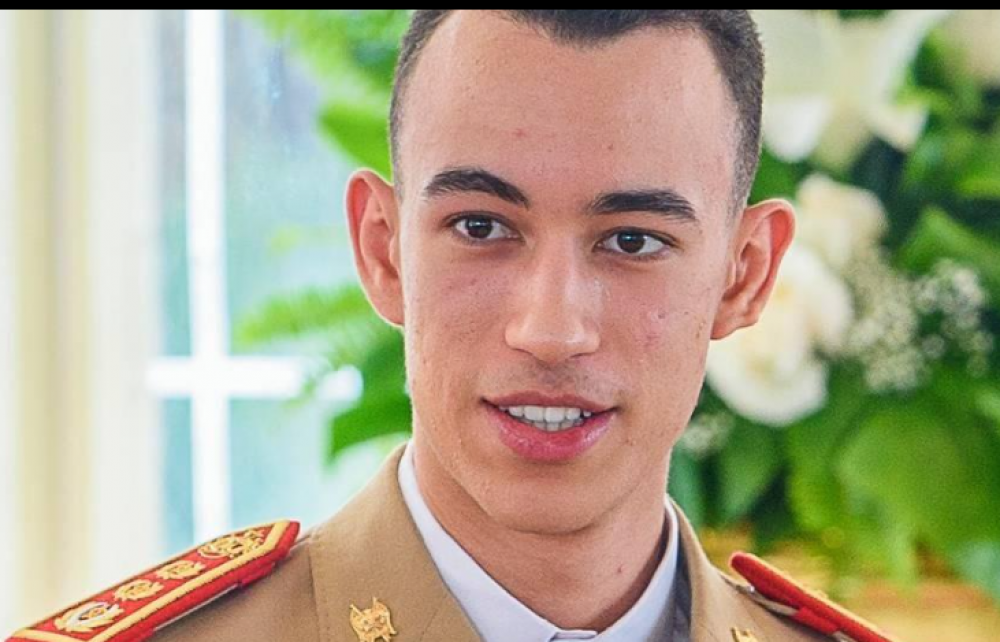 Collège Royal de l'Enseignement Militaire Supérieur : Le Prince héritier Moulay El Hassan préside la cérémonie de sortie de 2 promos