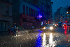 Intempéries en France: deux morts dans la tempête, la vigilance orange levée