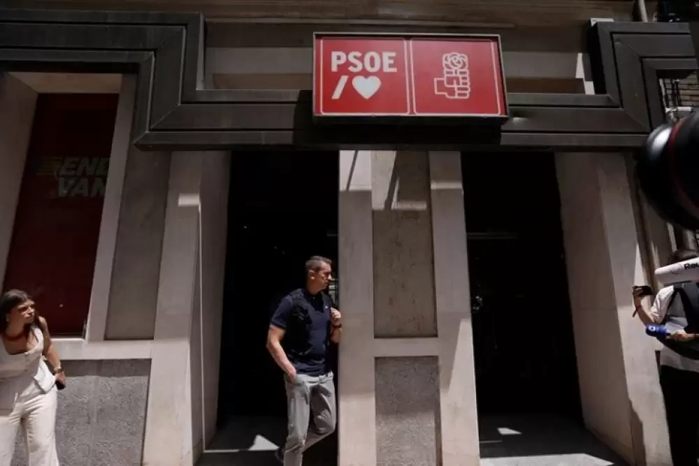 Espagne : le PSOE au centre d'un scandale de corruption, les enquêteurs au siège du parti