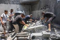 Gaza: les secours annoncent 15 morts dans des tirs israéliens près d'un centre d'aide