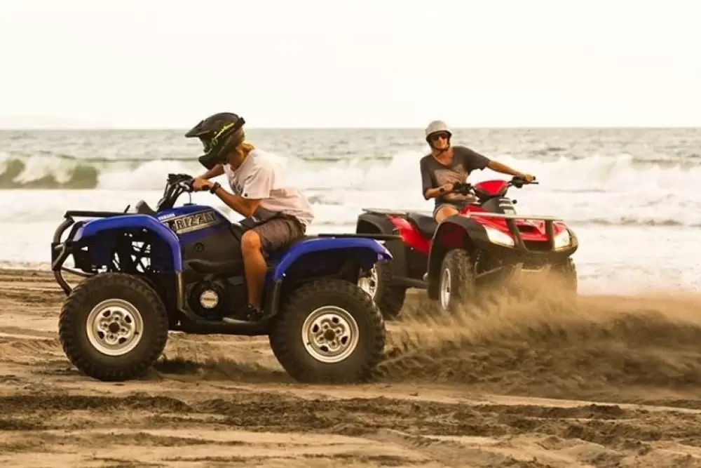 Jet-skis, quads, 4x4 : Un député demande l'interdiction de leur accès aux plages