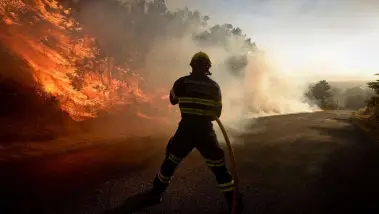Espagne : Un incendie ravage près de 2.000 hectare...