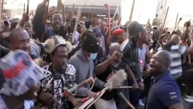 Mardi à risque en Afrique du Sud en pleine campagn...
