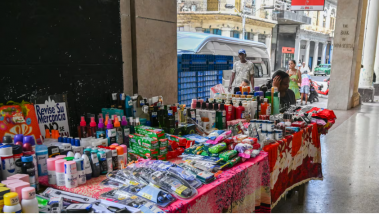 Cuba: virage historique vers l’économie de marché...