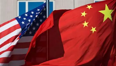 La Chine sanctionne des dizaines de firmes américa...