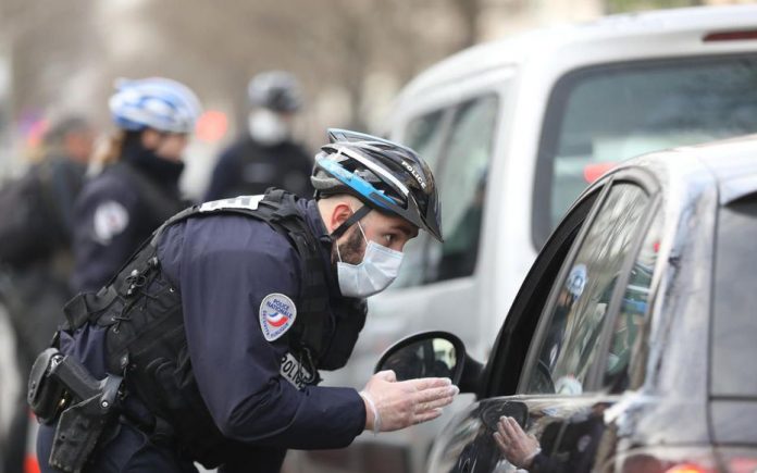 France/Coronavirus:le non-respect du confinement peut coûter jusqu'à 375 euros