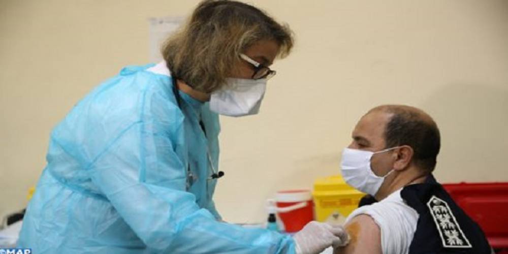 Covid-19: le Maroc autorise deux nouveaux vaccins