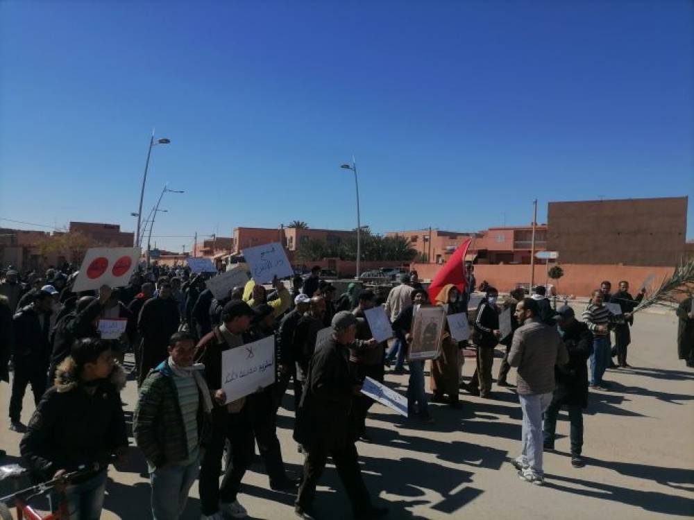 Incident – Les soldats algériens demandent aux agriculteurs marocains d’évacuer leurs exploitations de Figuig avant ce jeudi 18 Mars
