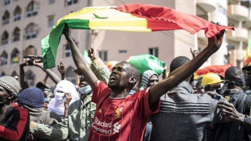 Sénégal : c’est le peuple qui impose la démocratie