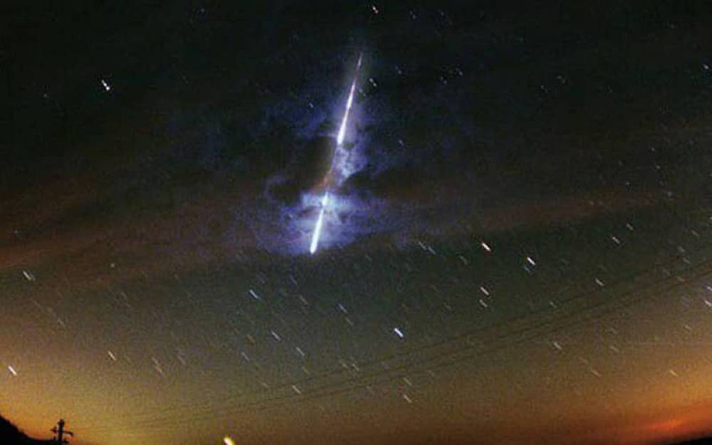 Une boule de feu flashée à 140000 km/h au-dessus du Maroc