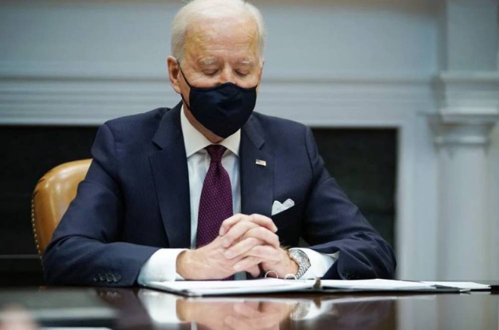 Joe Biden réclame (à son tour) l’interdiction des fusils d’assaut