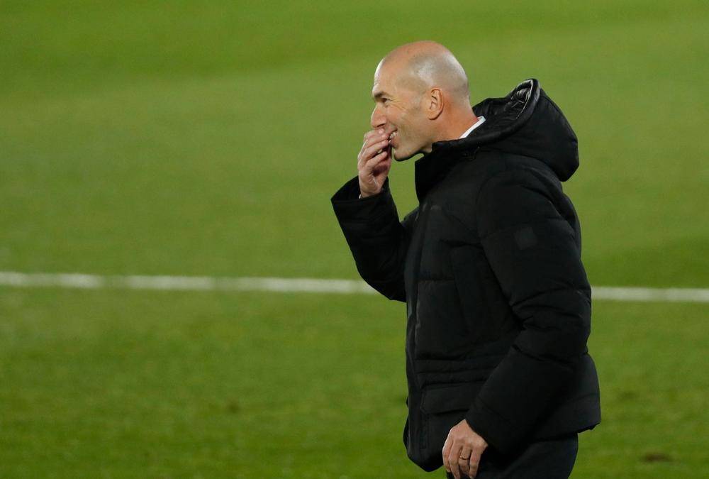 Real Madrid : Pas de départ finalement pour Zidane ?