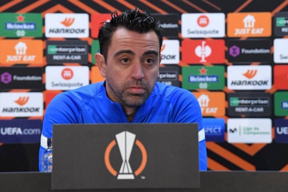 Ligue Europa: Xavi ne "voit pas" le Barça "comme l'un des favoris"