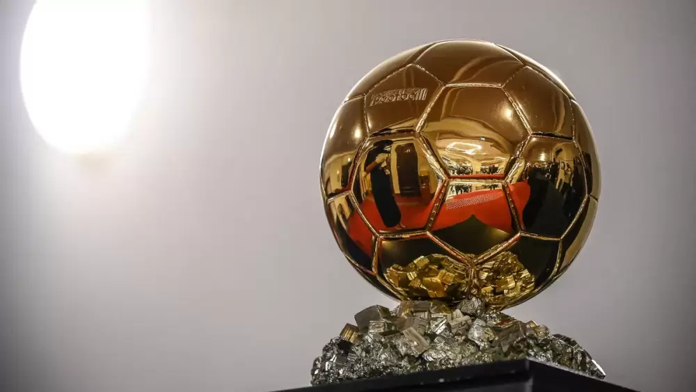 Le ballon d'or évolue et s'aligne sur le calendrier des compétitions saisonnières