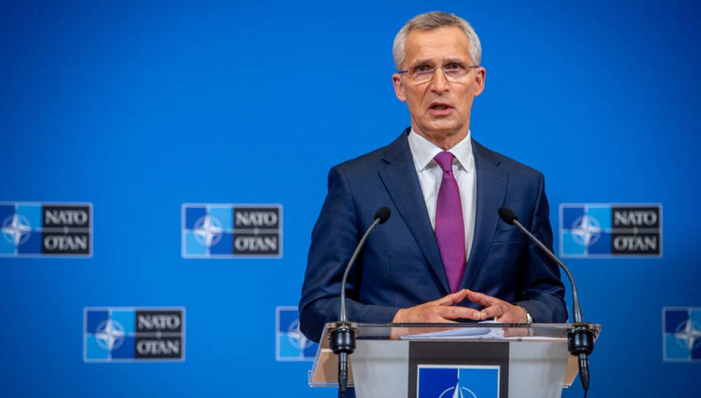 Guerre en Ukraine: Stoltenberg à la tête de l’Otan jusqu’en 2023