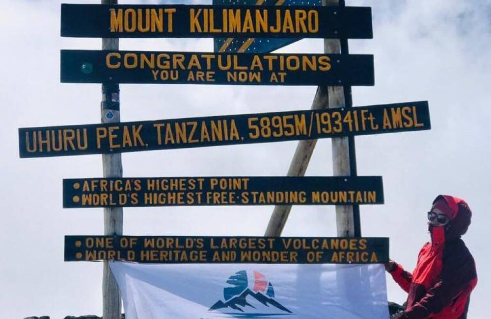 A la conquête du Kilimandjaro le toit de l’Afrique: le défi d’une jeune marocaine.