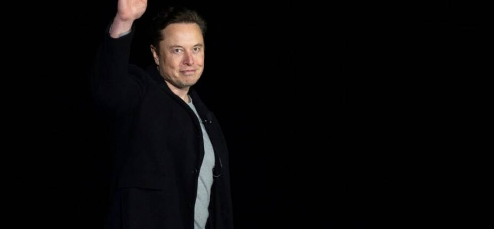 Elon Musk et des centaines d’experts réclament une pause dans l’IA