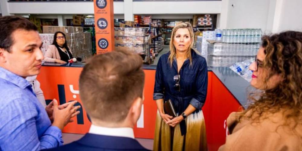 La reine Maxima visite le premier magasin physique de Chari.ma