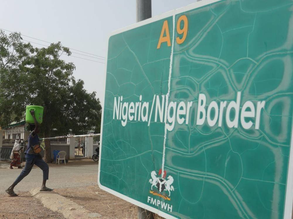 Le Nigeria ouvre ses frontières avec le Niger, lève d'autres sanctions