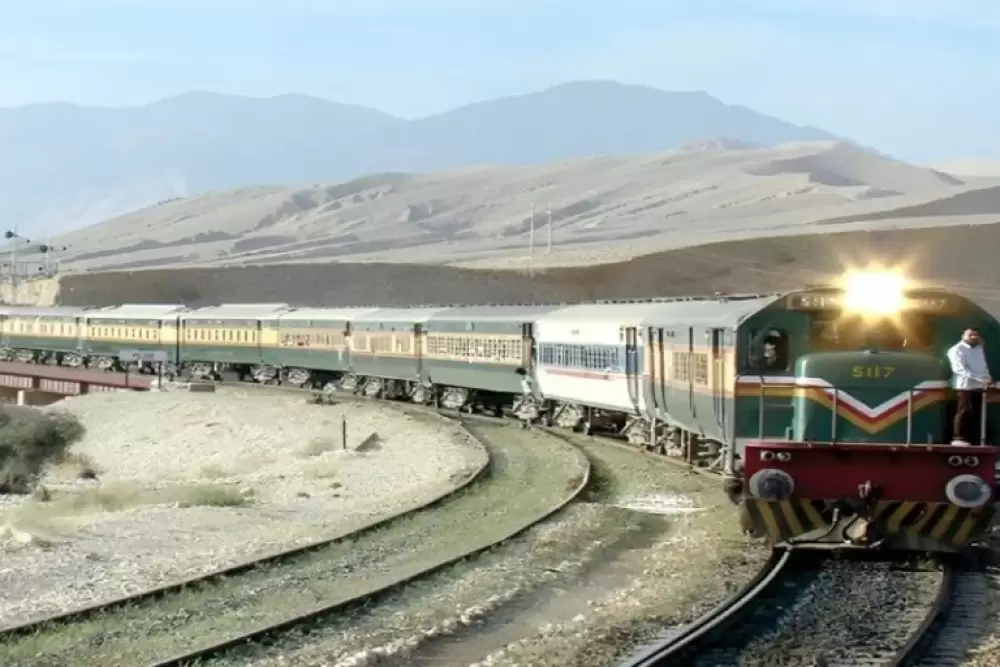 Prise d'otages dans un train au Pakistan, 450 passagers retenus