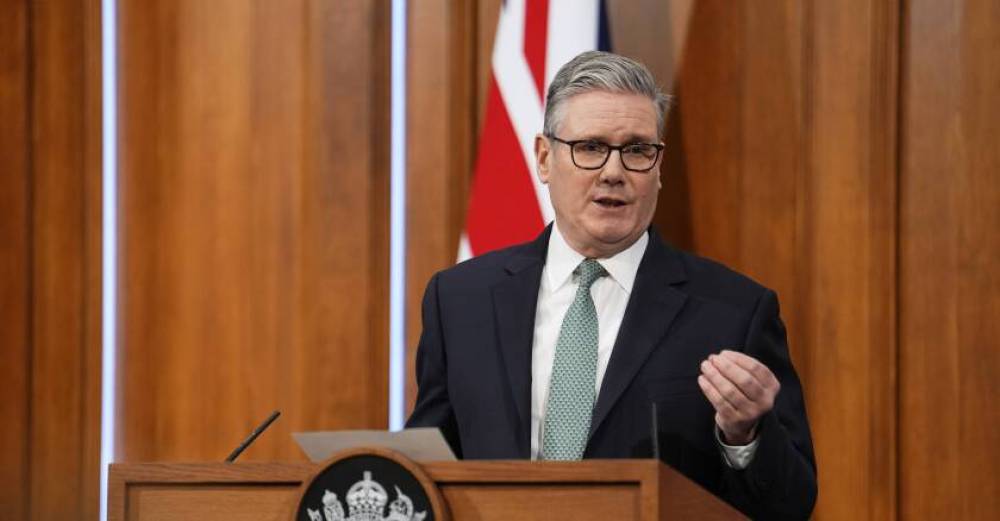 Royaume-Uni : Starmer écarte l’idée d’un choix entre les USA et l’UE