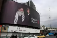 Les funérailles nationales pour Khamenei reportées