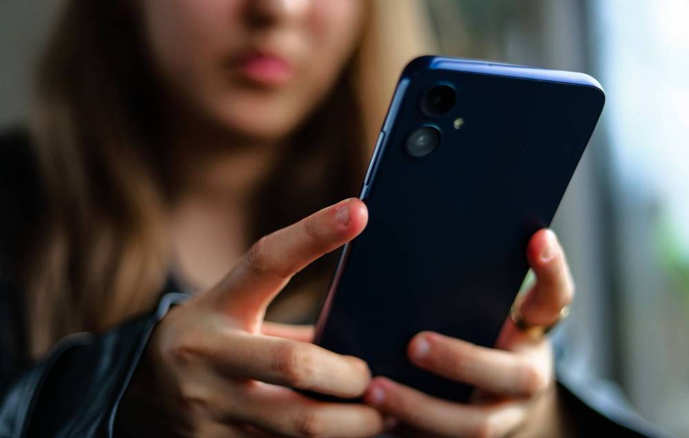 Smartphone : Ces 3 astuces peu connues pour libérer de l’espace sans supprimer vos données