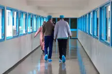 Le CNDH dénonce la persistance du "Noir" et des chèques de garantie dans les cliniques privées