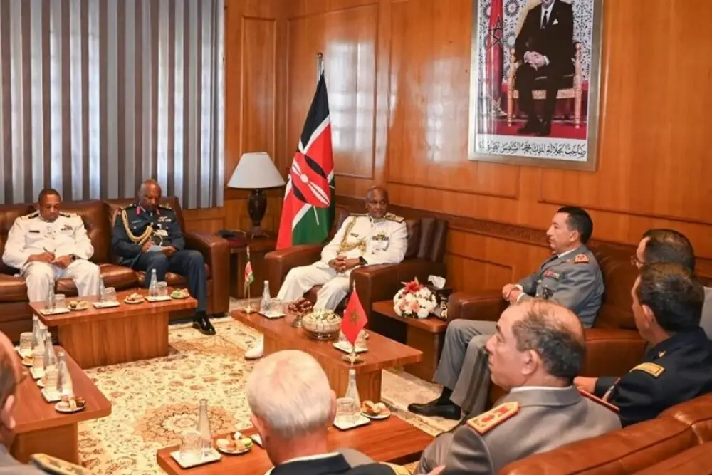 L’Inspecteur Général des Forces Armées Royales s’entretient avec le Chef d’Etat-Major des Forces de Défense du Kenya