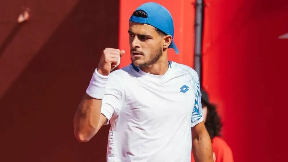 Grand Prix Hassan II de tennis : Karim Bennani et Taha Baadi valident leur billet pour les 8e de finale
