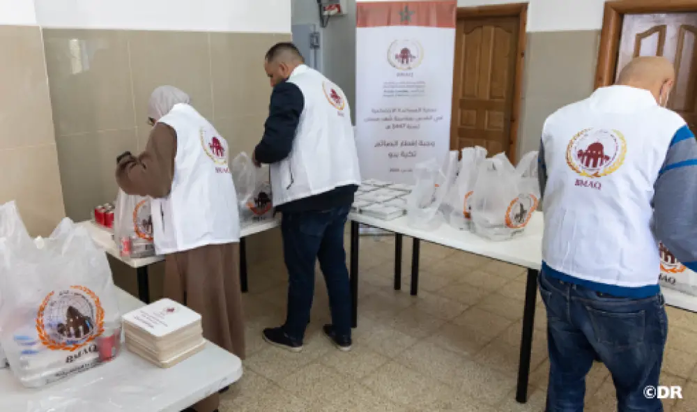 L’Agence Bayt Mal Al-Qods Acharif poursuit la campagne d’aide sociale du Ramadan à Al-Qods et ses environs