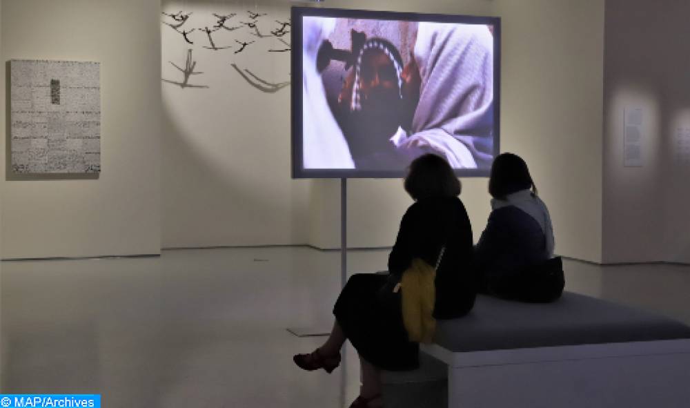 D’Oum Kalthoum à Dalida, l’IMA rend hommage aux divas de l'”âge d’or” de la chanson et du cinéma arabes