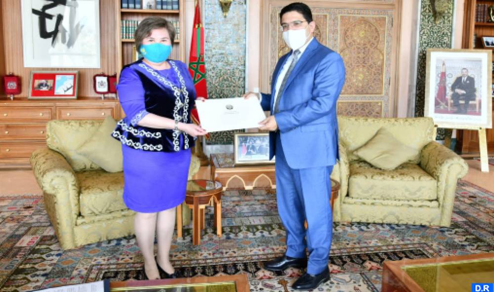 De nouveaux ambassadeurs présentent à M. Bourita les copies figurées de leurs lettres de créance