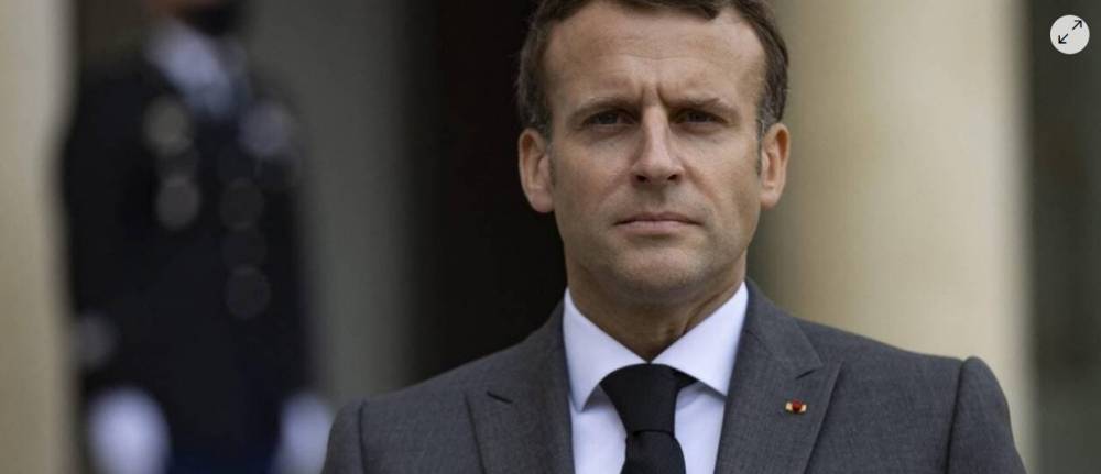 « À vous de jouer ! » : Macron dévoile son Pass culture de 300 € pour les 18 ans