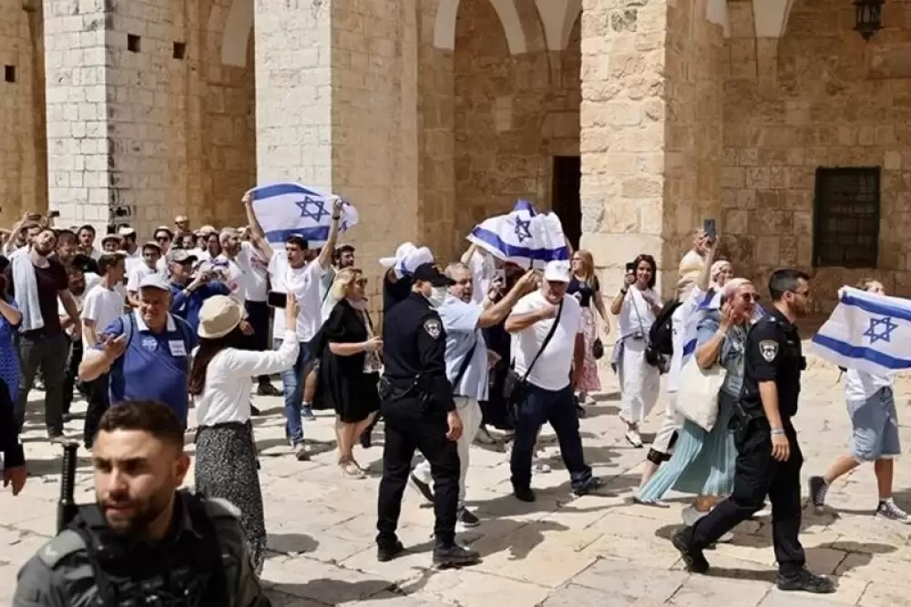 Les Emirats condamnent l'assaut israélien contre la mosquée Al Aqsa