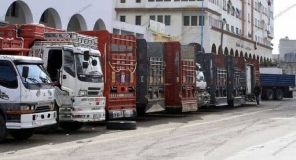 Carburants : Les transporteurs de marchandises agitent la menace d'une grève nationale