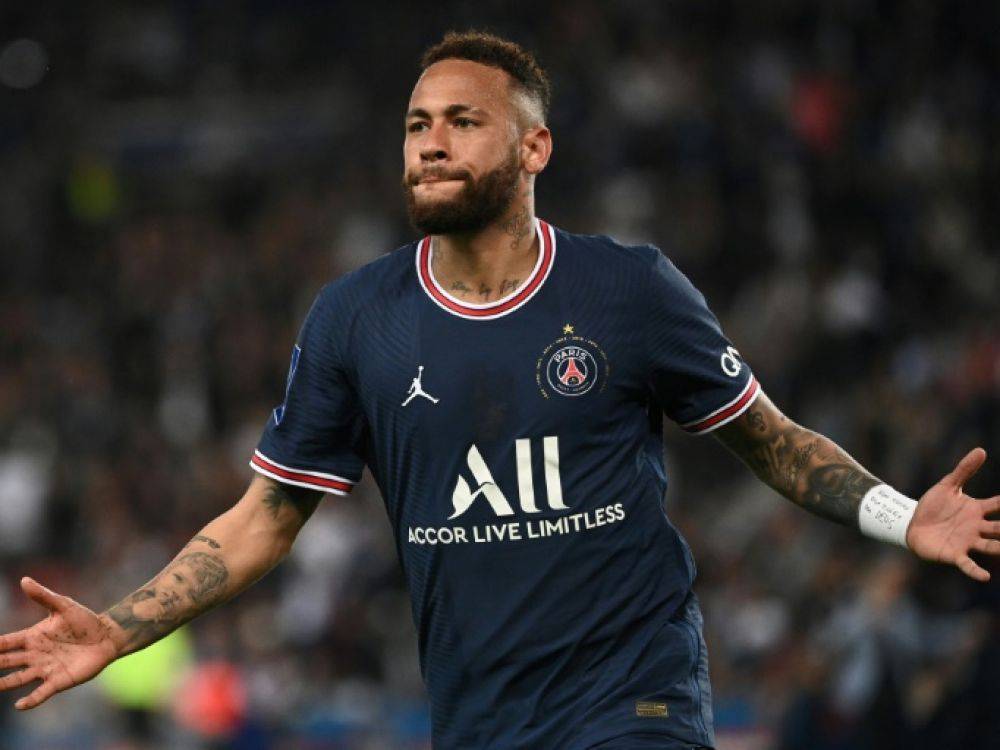 Foot : Neymar veut "rester" au Paris SG malgré les rumeurs