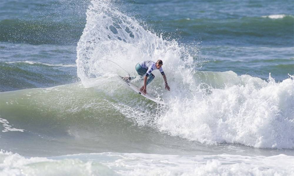 Morocco Mall Junior Pro : douze riders marocains en lice face aux meilleurs surfeurs du circuit européen