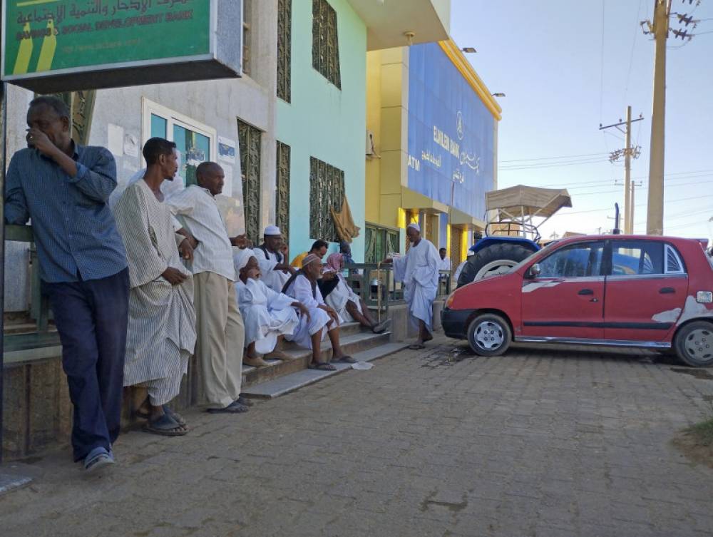 La guerre à Khartoum prive les Soudanais de leur argent