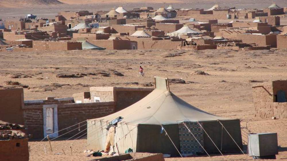 Camps de Tindouf: sit-in et arrestations de femmes sahraouies devant les bureaux du chef du Polisario