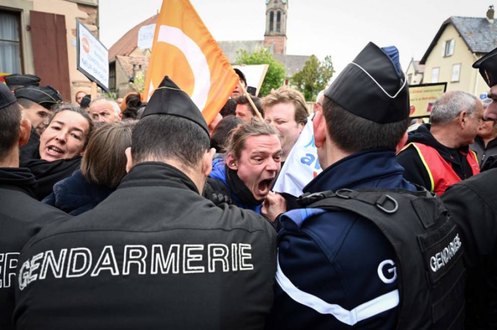 France: 200 personnes blessées lors des manifestations du 1er Mai