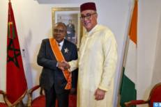 L’ex-ambassadeur de Côte d’Ivoire au Maroc Idrissa Traoré décoré du Grand Cordon du Wissam Alaouite