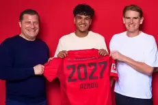 Bayern Munich: Adam Aznou signe son premier contrat professionnel