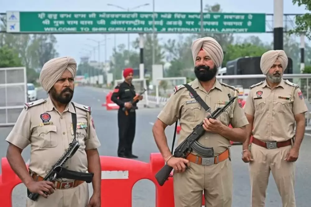 Le monde appelle l'Inde et le Pakistan à la "retenue" militaire